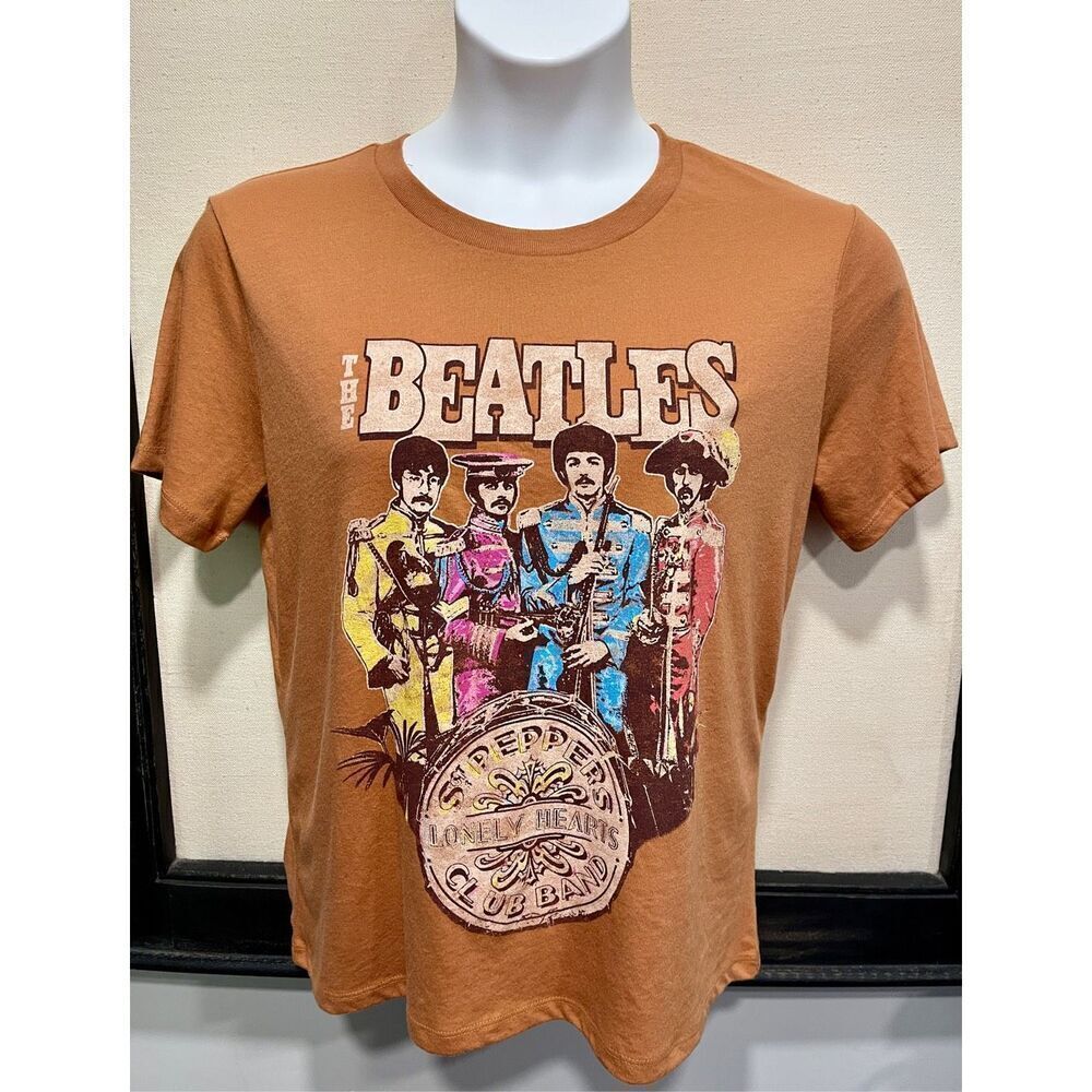 Love tribe Tshirt - Size M